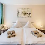 Πανσιόν Clara 3*